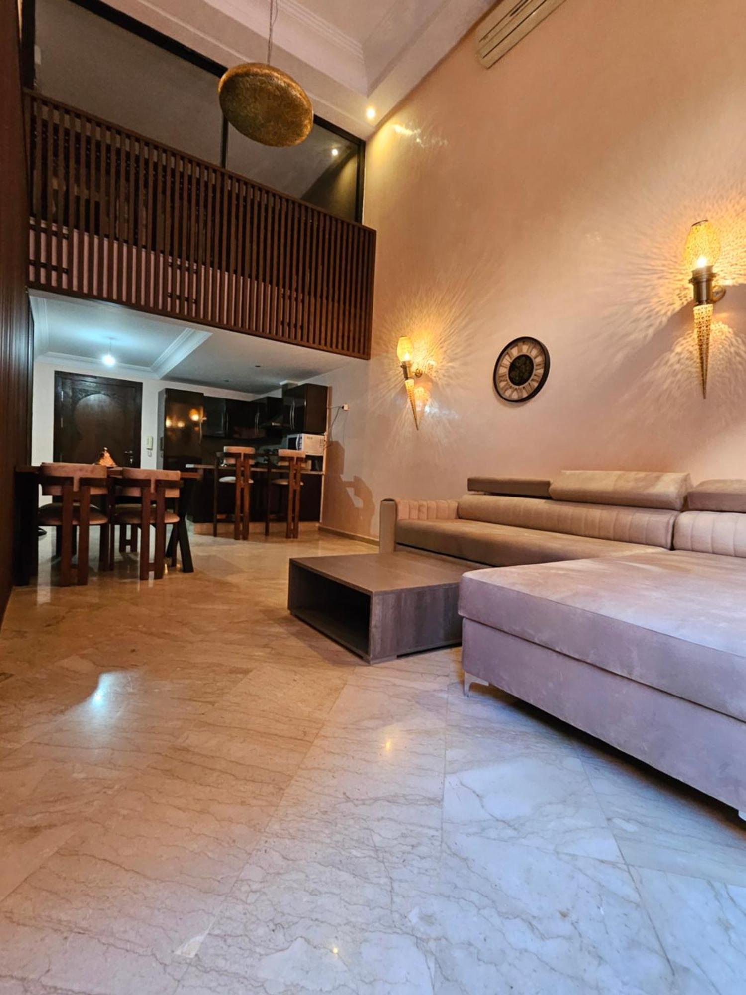 Charmant Duplex Au Coeur De Gueliz, Quartier Haut De Gamme De Marrakech マラケシュ エクステリア 写真